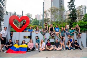 Reconocimientos en los Estados Unidos a colaboración entre periodistas universitarios