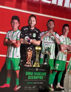 “Uno vuelve siempre”, la película de Atlético Nacional que renueva la esperanza de sus hinchas